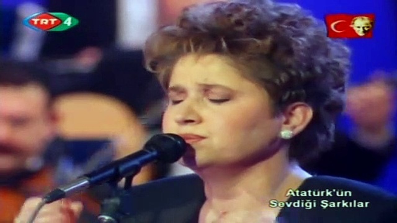 Ayşe Taş / Aşkınla sürünsem yine aşkınla dirilsem