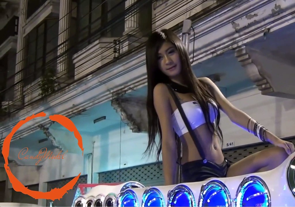 Coyoty โคโยตี้ น้ำเดิน โค้กเเข็งปวย เค้กเเข็งปวย