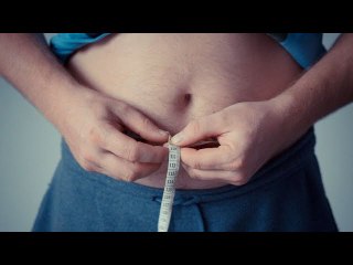 Impressionnant ! Un homme perd... 180 kilos