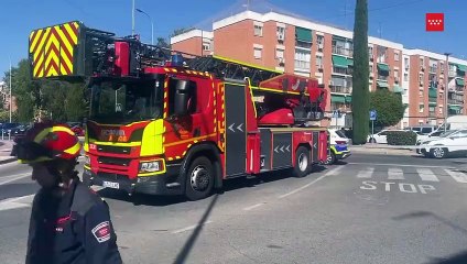 Un incendio en un garaje de Torrejón de Ardoz obliga a desalojar un bloque de viviendas