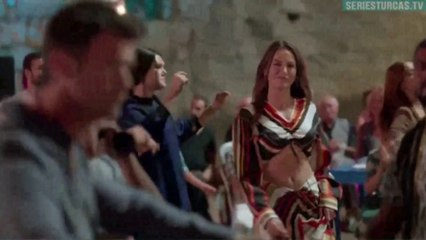 14 AILE ❤️ (La Familia) Capítulo 14 V.O.S. ESPAÑOL HD ❤️ Kıvanç Tatlıtuğ  y Serenay Sarıkaya