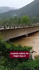 Ponte entre Ibirama e Apiúna é interditada por causa do nível do rio 