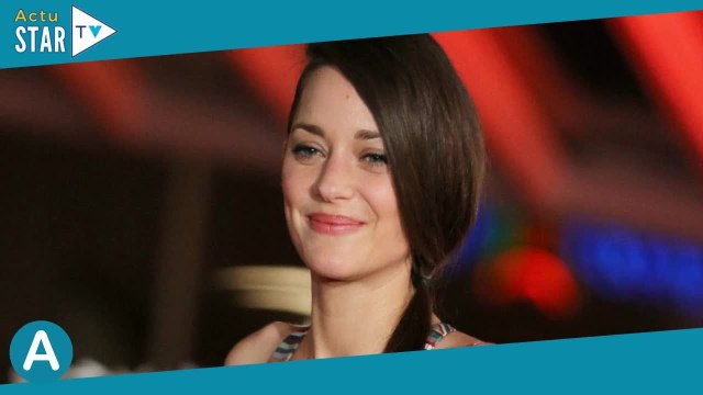 Marion Cotillard, Isabelle Adjani, Julie Gayet se coupent les cheveux : vidéo choc en soutien à l'Ir