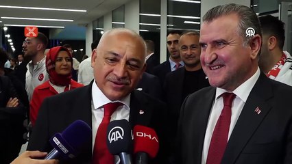 Bakan Bak: "Bu takım Avrupa Şampiyonası'nı hak ediyor"