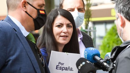 ✅  Macarena Olona, sobre los okupas: «Patada en el culo desde el instante mismo en que procede a la