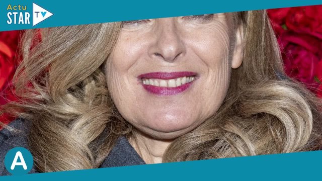 Valérie Trierweiler émue auprès de son fils Léonard et sa belle-fille, un gros défi accompli à New Y