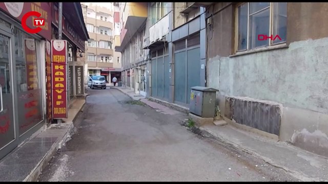 Erzurum'da dehşet Annesi ile ilişkisi olduğunu düşündüğü eski ev sahibini bıçakladı