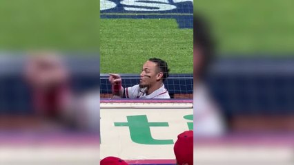 WATCH: Arcia dishes it back to Phillies fans