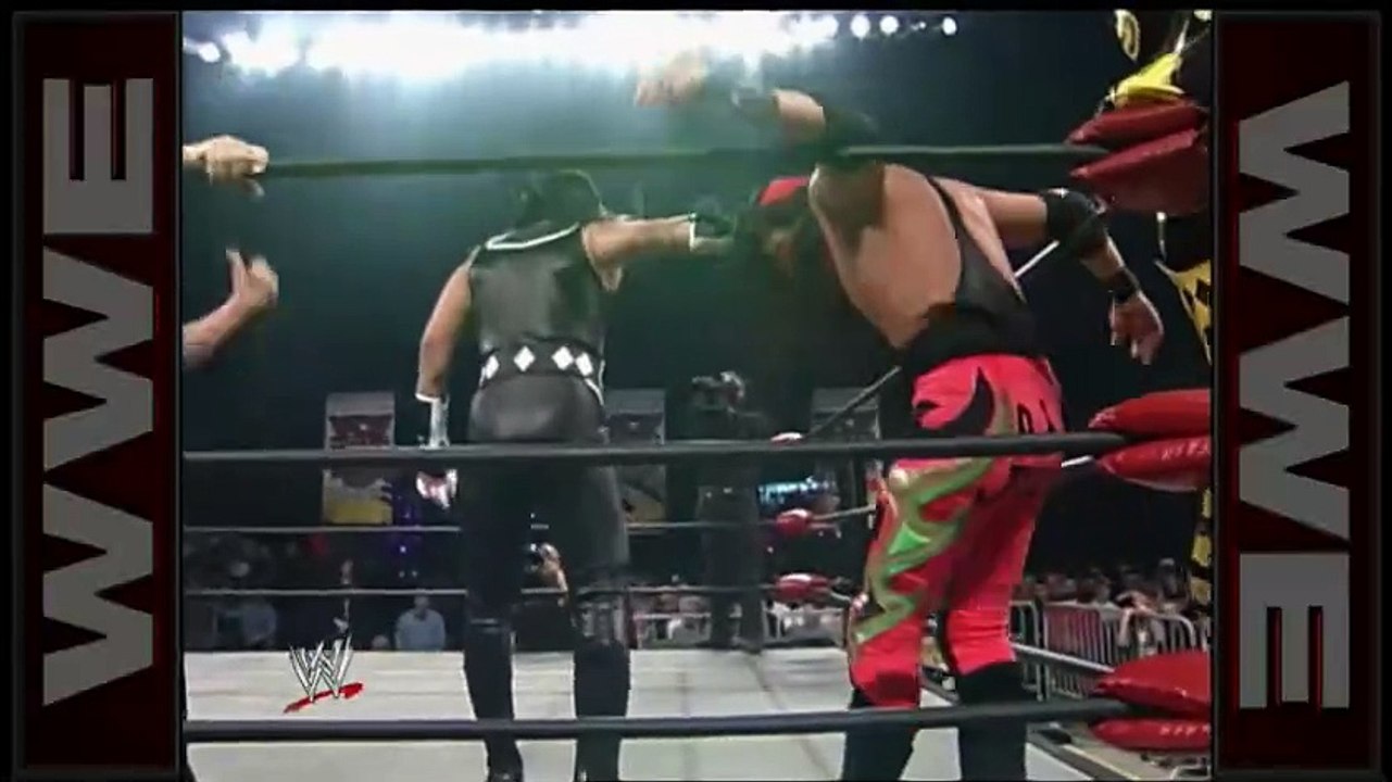 Rey Mysterio & Juventud Guerrero vs. Psychosis & La Parka