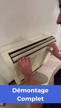 Nettoyage d'une clim murale type console, par AirTech Maintenance