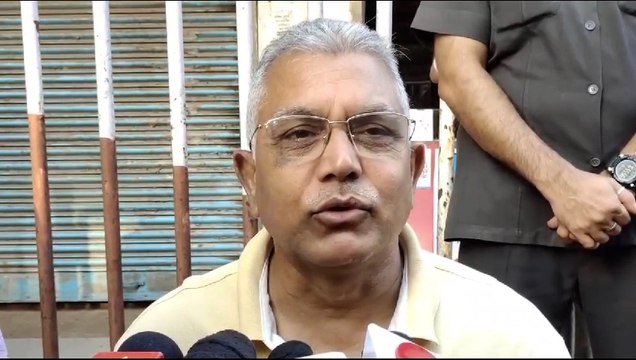 শাস্তির ভয় দেখিয়ে সমাজ চলে না, কর্মীদের সঙ্গে কথা বলে সমস্যা মেটানো উচিত: দিলীপ ঘোষ|Oneindia Bengali