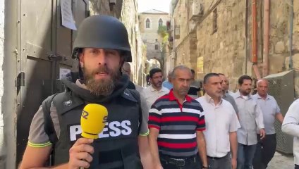 La Cadena SER en la salida de la Explanada de las mezquitas