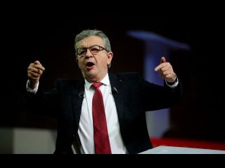 Présidentielle : Mélenchon demande aux jeunes de «passer les hypocrisies au karcher»