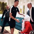 Irán condena a Cristiano Ronaldo a 99 latigazos por adulterio