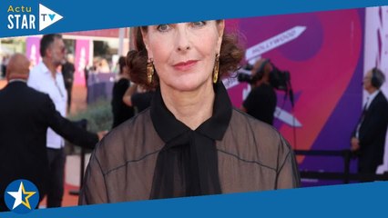 Je ne veux pas me ridiculiser  Carole Bouquet se confie sur cette remarque qui l'énerve et qu'e