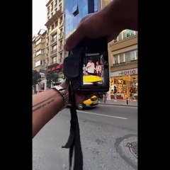 Sokak fotoğrafçısı Ebrar Karakurt'a denk geldi! "Çok mütevazi"