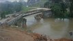 Ponte desaba após fortes chuvas na Grande Florianópolis
