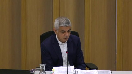 Sadiq Khan says he still wants to see Oxford Street pedestrianised