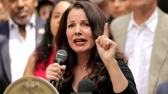SAG-AFTRA President Fran Drescher Slams AMPTP Suspending Talks | THR News Video