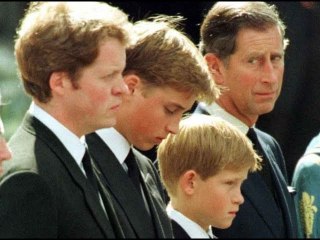 William et Harry : côte à côte pour l'enterrement de Lady Diana, ils seront...