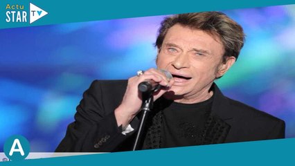 Johnny Hallyday « à poil » : un ancien collaborateur raconte son étrange rencontre avec le chanteur