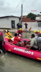 Bombeiros resgatam família com recém-nascido, previsão do tempo e mais