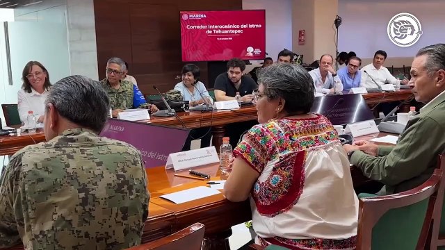 Rocío Nahle formaliza su renuncia a Sener ante AMLO en Coatzacoalcos