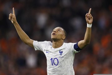 Mbappé back to form as France qualify for Euros with win in the Netherlands