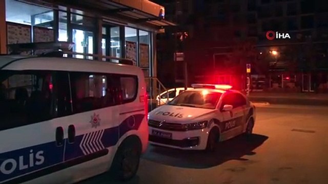 Sancaktepe'de alkol alıp kavga eden grup apartman sakinlerini rahatsız etti