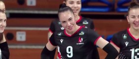 Yulia Gerasimova - Ukrainian volleyball player blew up the ...