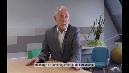 Dans une vidéo, le Maire de Nanterre, Patrick Jarry, 70 ans, annonce sa démission pour "laisser sa place à un élu plus jeune et compétent"