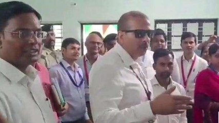 सुपौल पहुंचे के.के पाठक, बोले- &#039;कुछ बच्चों का एडमिशन सरकारी योजना लाभ के लिए होता है&#039;