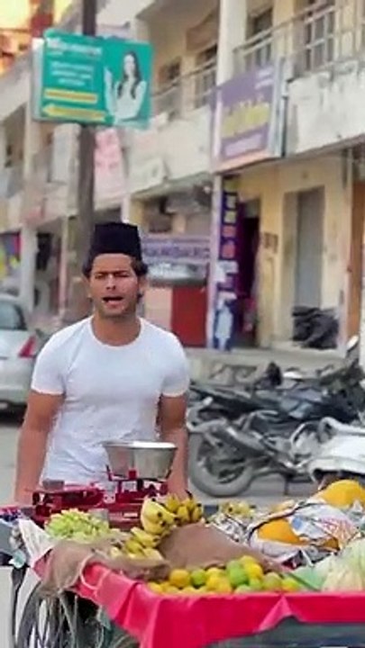 Allah ka farmaan hai firko mai na bato