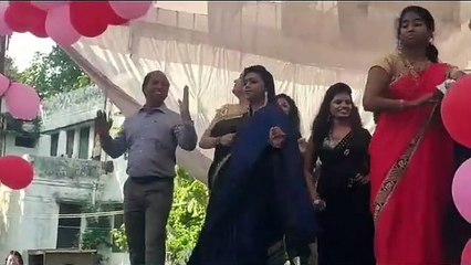 ‘नाइयो नाइयो तेरे बिन दिल…’ पर कमर मटकाते दिखे DIET प्राचार्य, Video हुआ वायरल