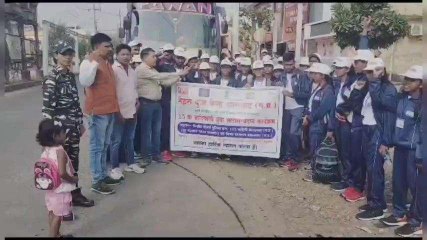 बालाघाट: आदिवासी बच्चे दिल्ली के लिए रवाना, सीआरपीएफ दे रही सुरक्षा