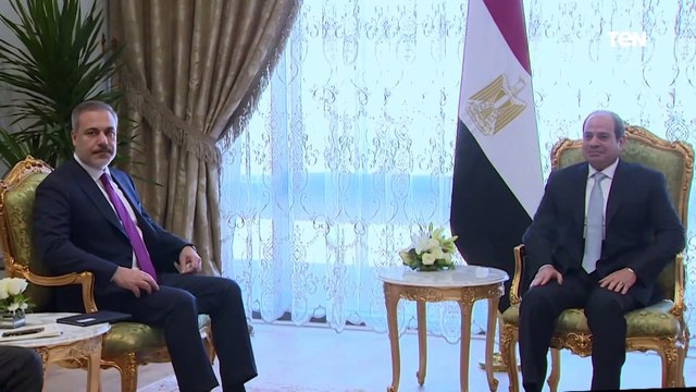 الرئيس عبد الفتاح السيسي يستقبل وزير خارجية تركيا ويتسلم رسالة خطية من الرئيس الإريتري