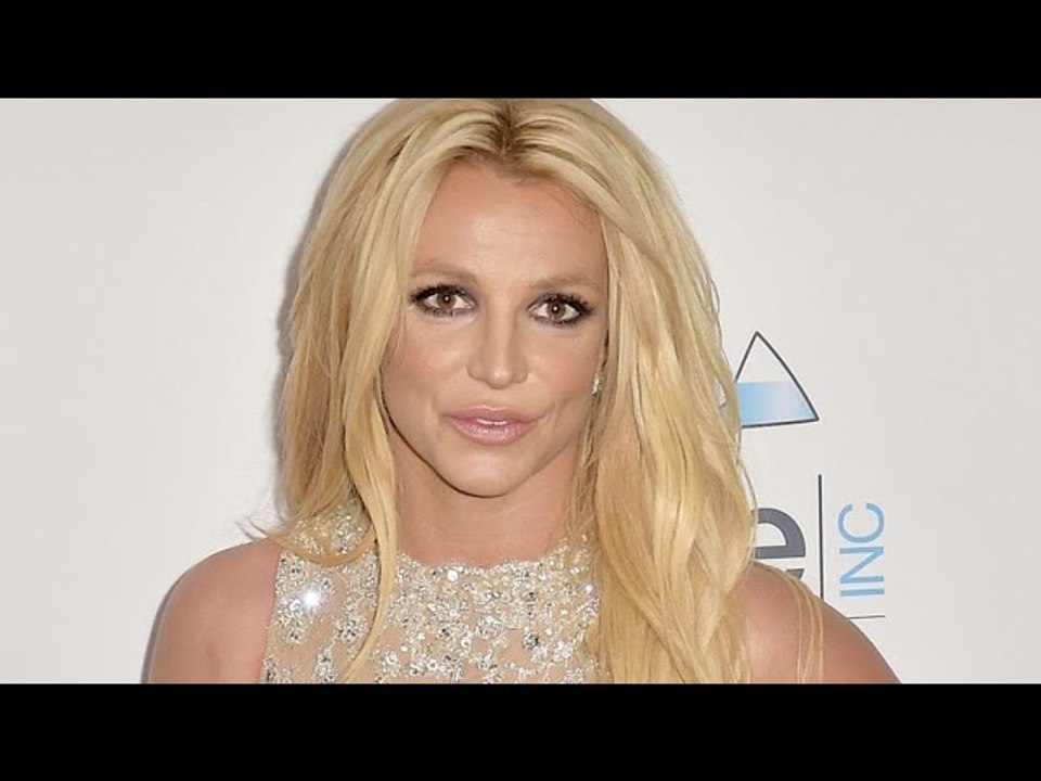 Britney Spears célèbre la fin de sa tutelle en posant entièrement nue !