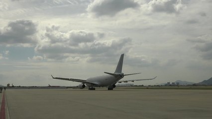 이스라엘 체류 한국인 163명, 군 수송기 타고 한국 도착 / YTN