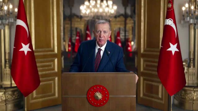 Président Erdoğan： Dans les mois à venir, nous commencerons à livrer des maisons sismiques à leurs bénéficiaires.