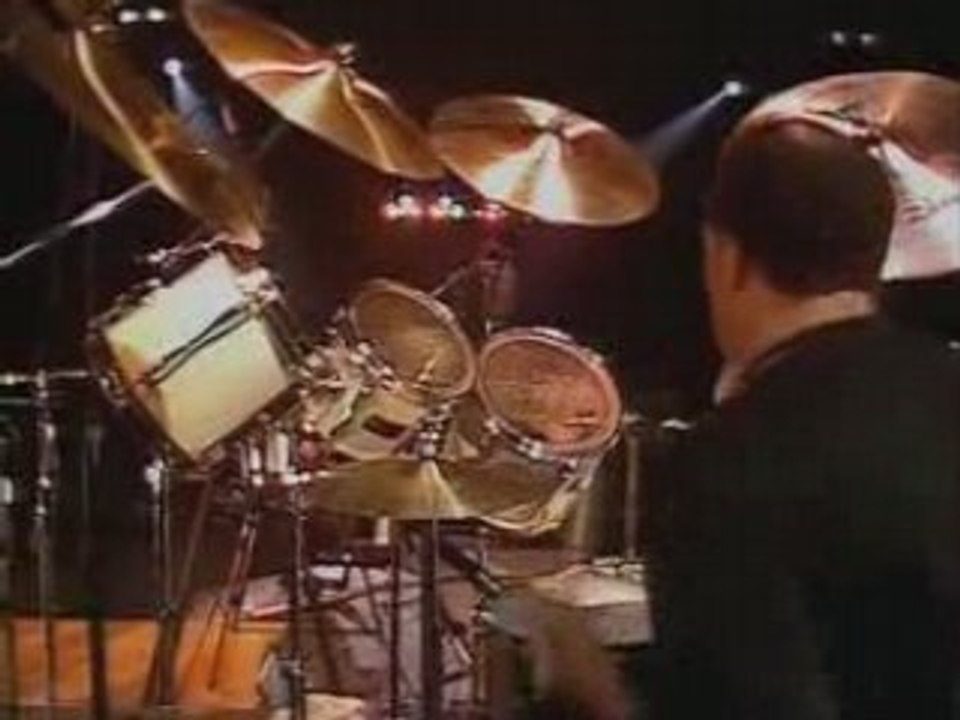 Kenny Garrett - Saxophone Solo