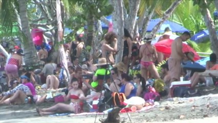 tn7-turistas-eclipse-141023