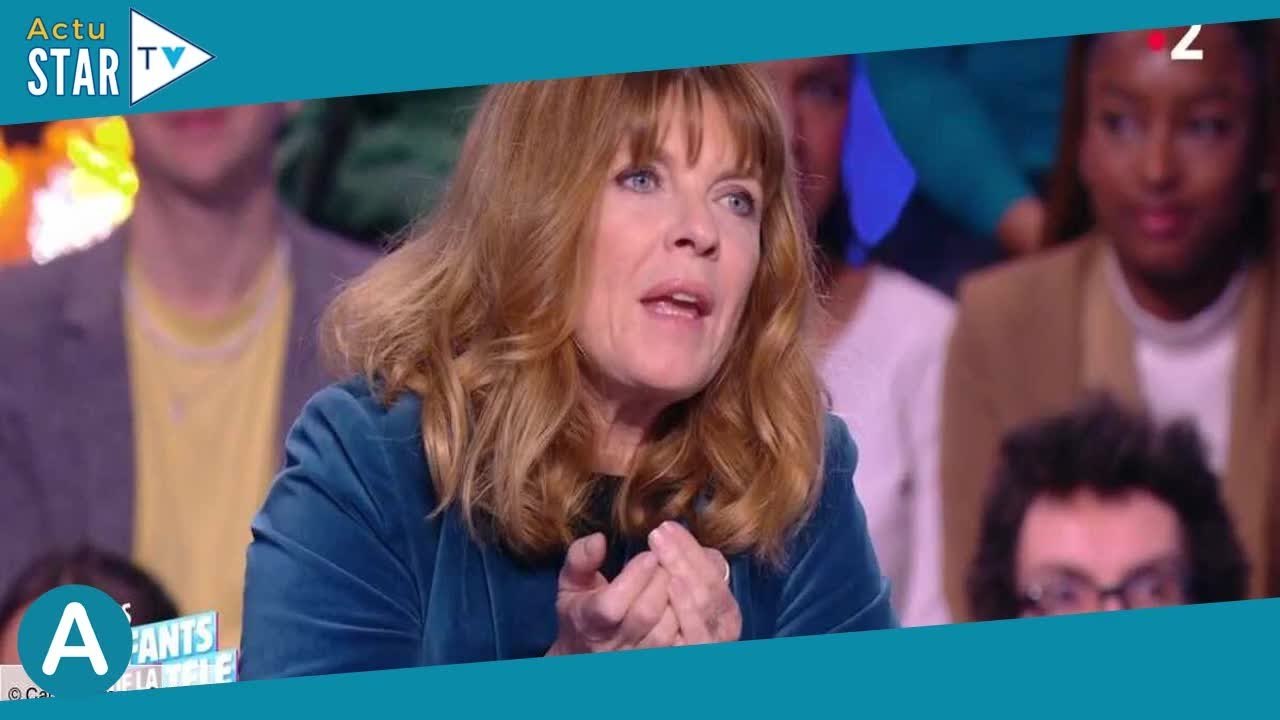 Les enfants de la télé : Gwendoline Hamon tente une imitation qui fait un flop (ZAPTV)