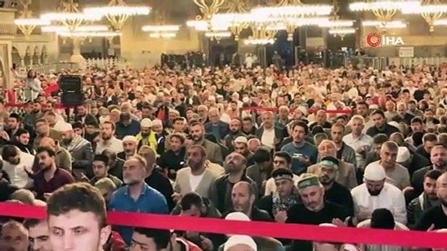 Diyanet İşleri Başkanı Erbaş, Ayasofya Camii’nde Filistinliler için dua etti