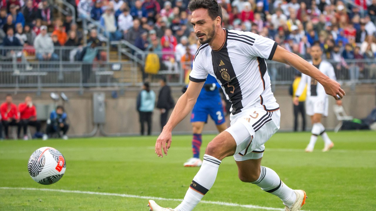 Tempo-Probleme? Hummels: 'Die anderen Jungs sind ja halbwegs schnell'