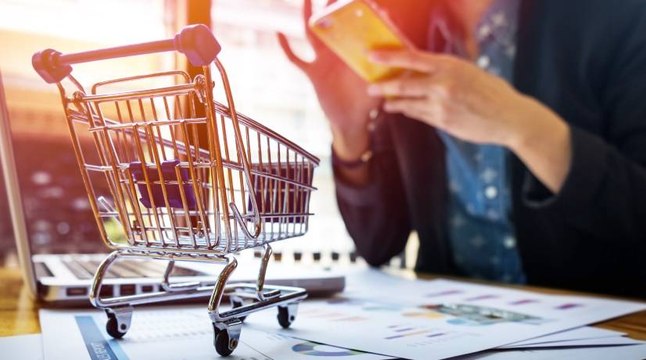 Preocupante caída del comercio en el país: 82% de los negocios reportan números rojos.