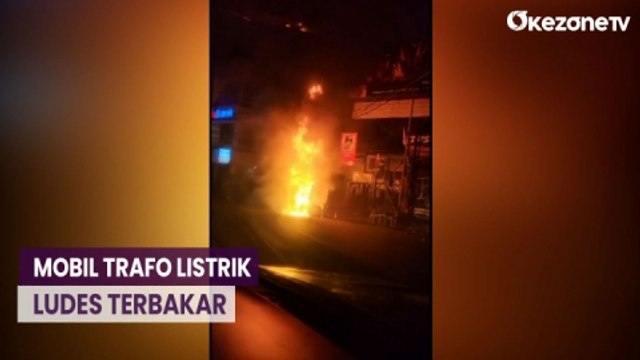 Diduga Korsleting Listrik, Mobil Trafo Listrik Ludes Terbakar