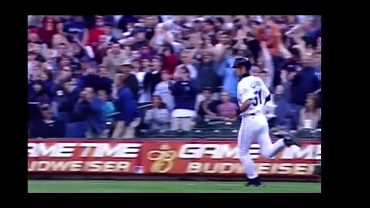 Ichiro Suzuki Super Play, 262th hit in a season...