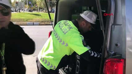 Edirne'de polis göçmen kaçakçılığı operasyonu düzenledi