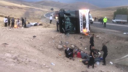 Sivas'ta yolcu otobüsü kazası