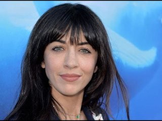 "Photo épique", "Énorme", "Fantastique", comment la chanteuse française Nolwenn...
